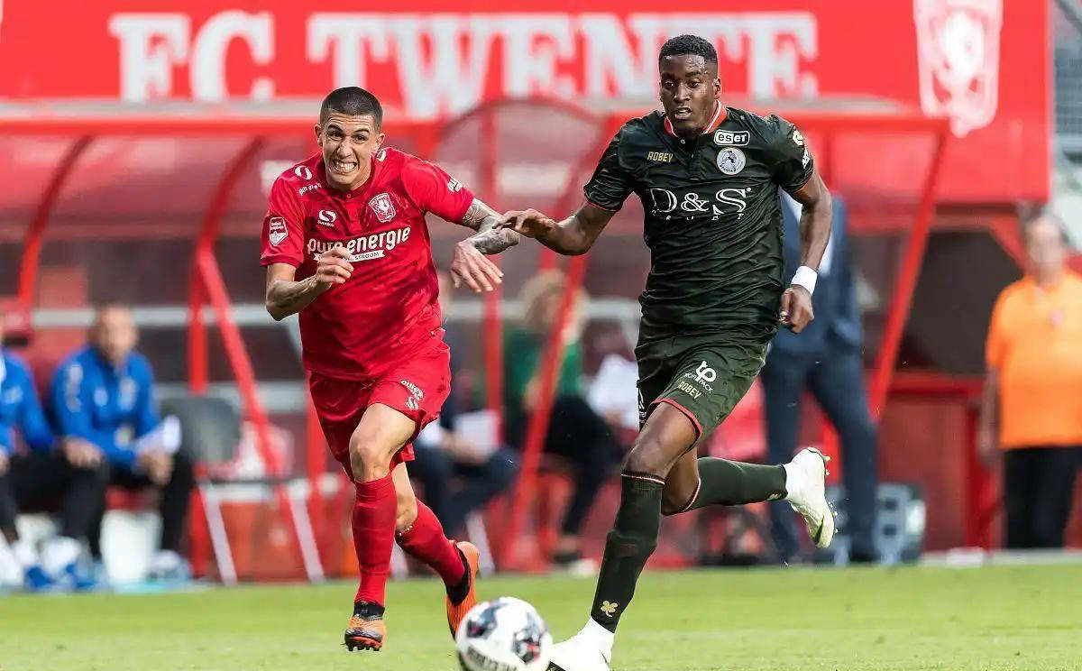 作为一年一 作为一年一